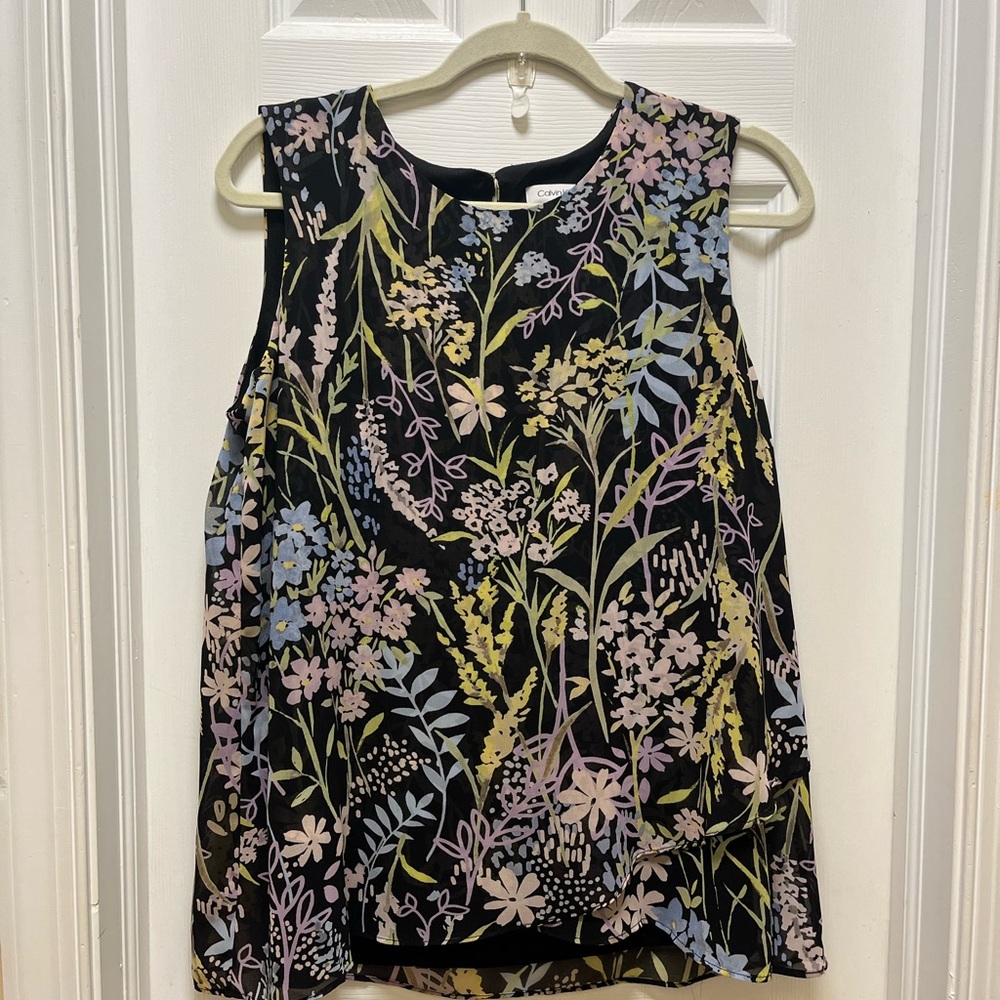 Calvin Klein Floral Print Sleeveless Blouse, Size Medium EXCELLENT CONDITION